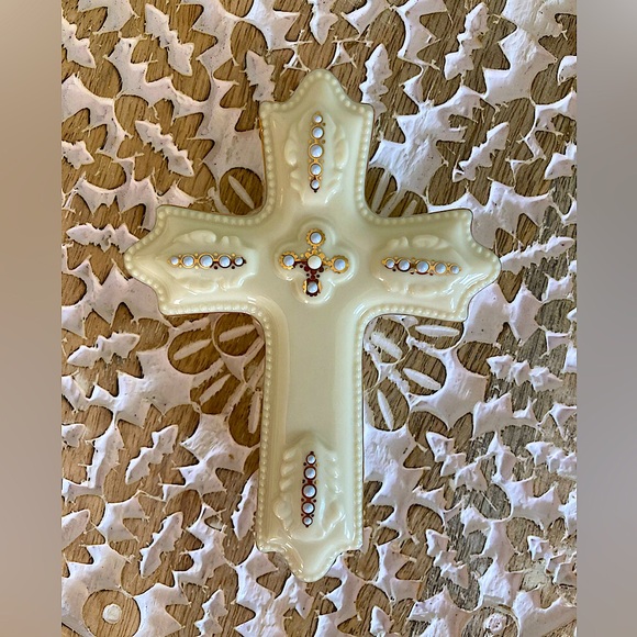 Lenox Vintage 1999 Collectible Porcelain China Heavenly Cross Trinket Box - Picture 6 of 8